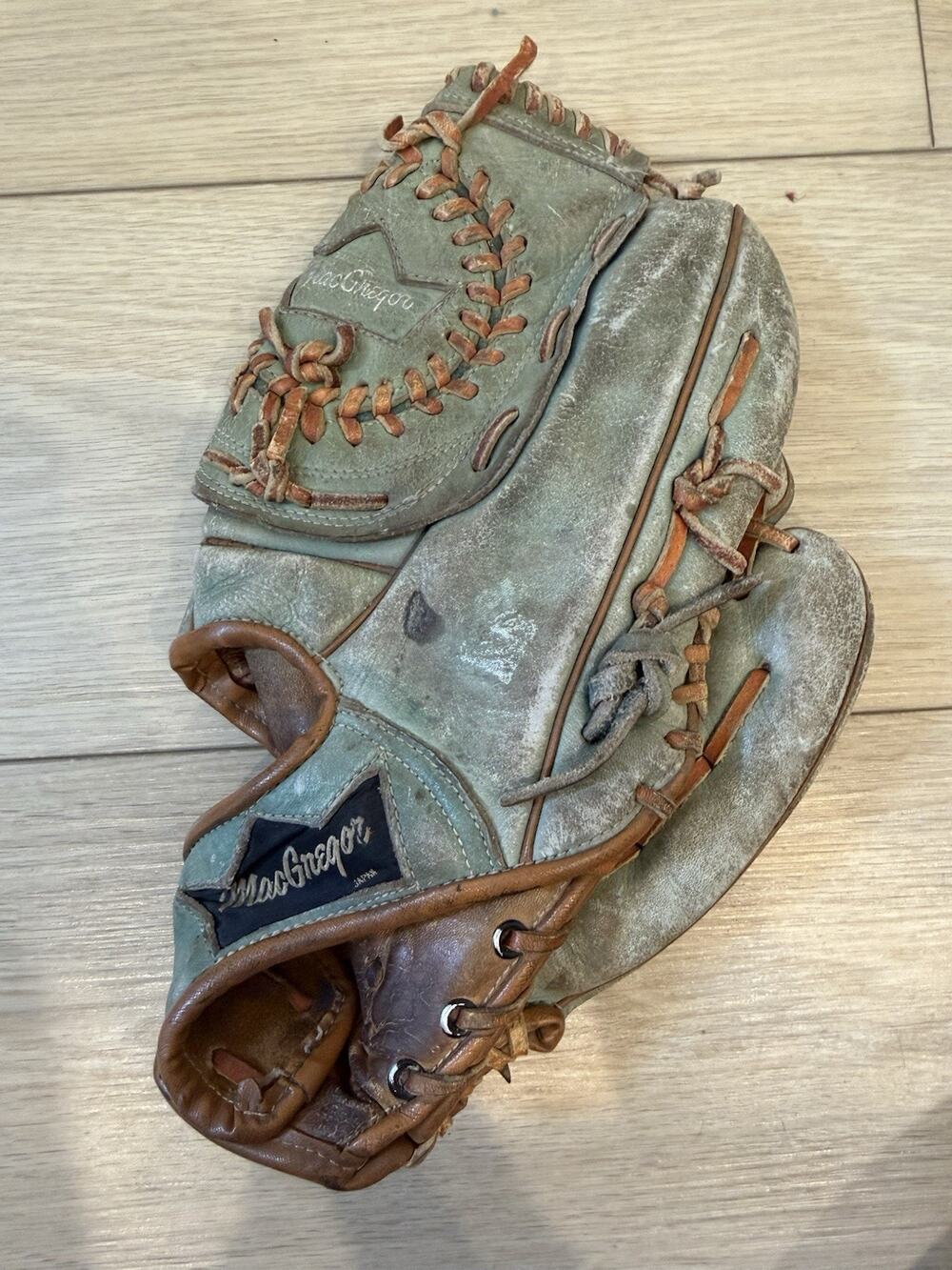 MacGregor G75B Willie Mays 12" Baseball Softball Glove Right Handed Throw Japan